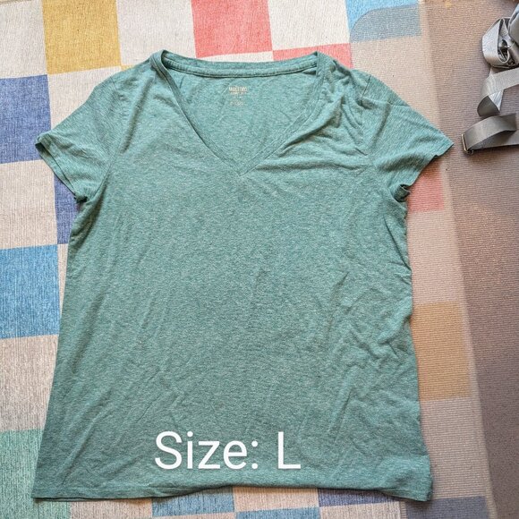 Green V-Neck T-Shirt, Mossimo, L - Picture 1 of 1